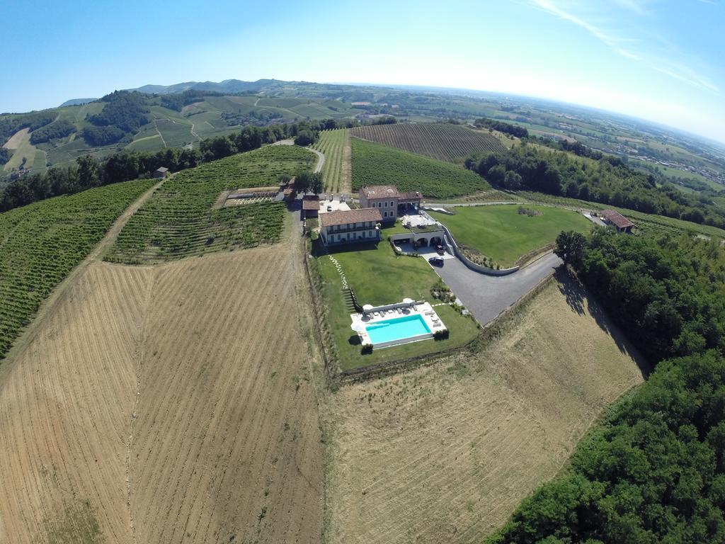 Prime Alture Wine Resort Casteggio Exterior foto