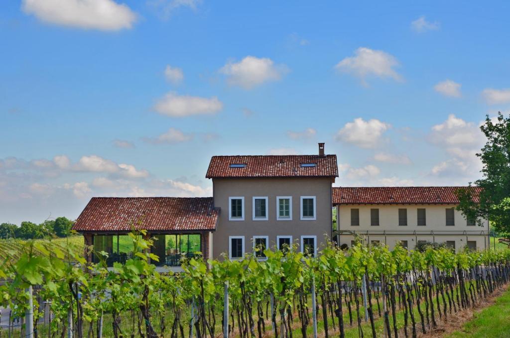 Prime Alture Wine Resort Casteggio Exterior foto